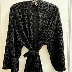 Only Hearts Designer Label ~ Black Burnout Hearts Short Kimono Robe P/S 🖤❤️